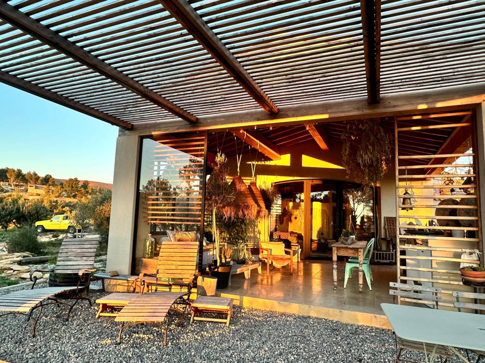 Simple Home La Cadiere-d'Azur Exterior photo